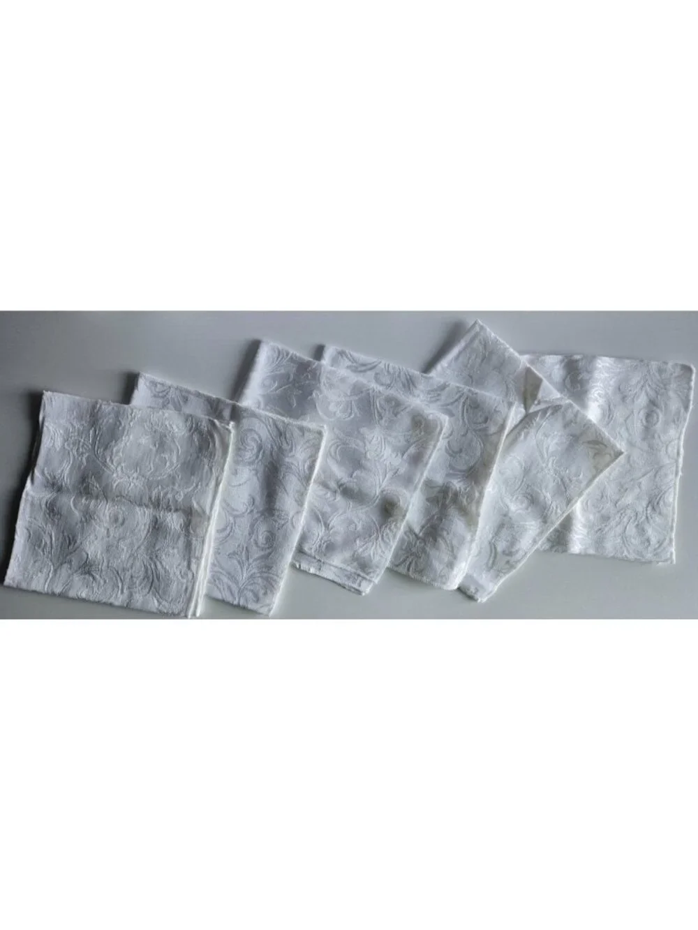 Set Of 6 Satiny White Paisley Damask Cotton Napkins 16 x 15.5 inches
